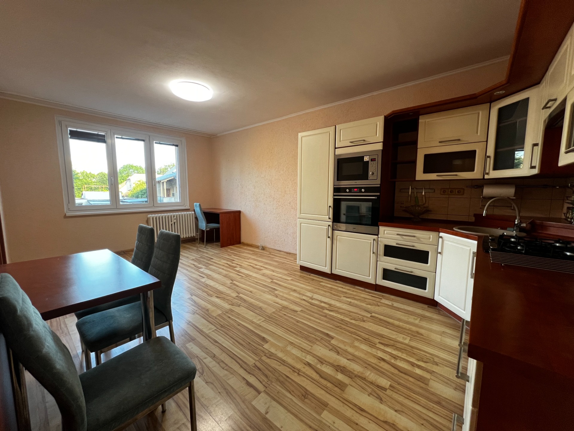 PRODEJ BYTU 2+KK, 42 m2, RAKOVNÍK